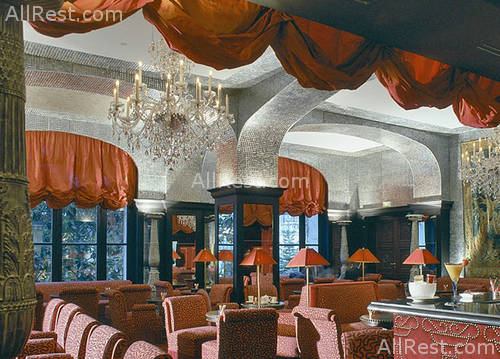 Hotel Le Royal Monceau 36